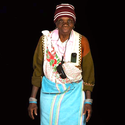 A picture of Sarah Munyai - famous Venda Potter